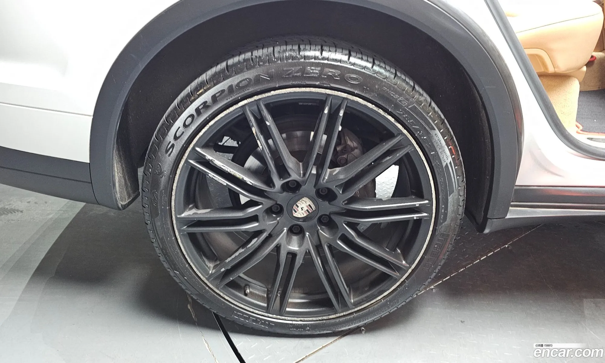 Porsche Cayenne 2016 WP1AF2924GKA48908 — 19
