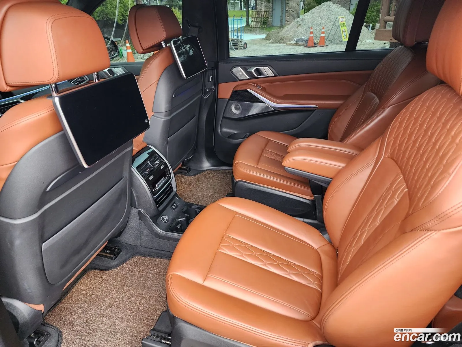 BMW X7 2021 — 13
