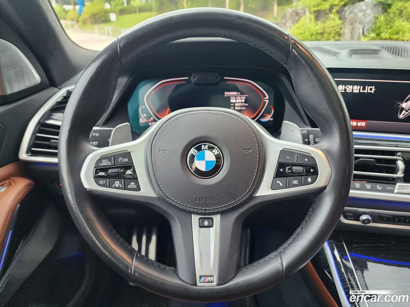 BMW X7 2021 — 17