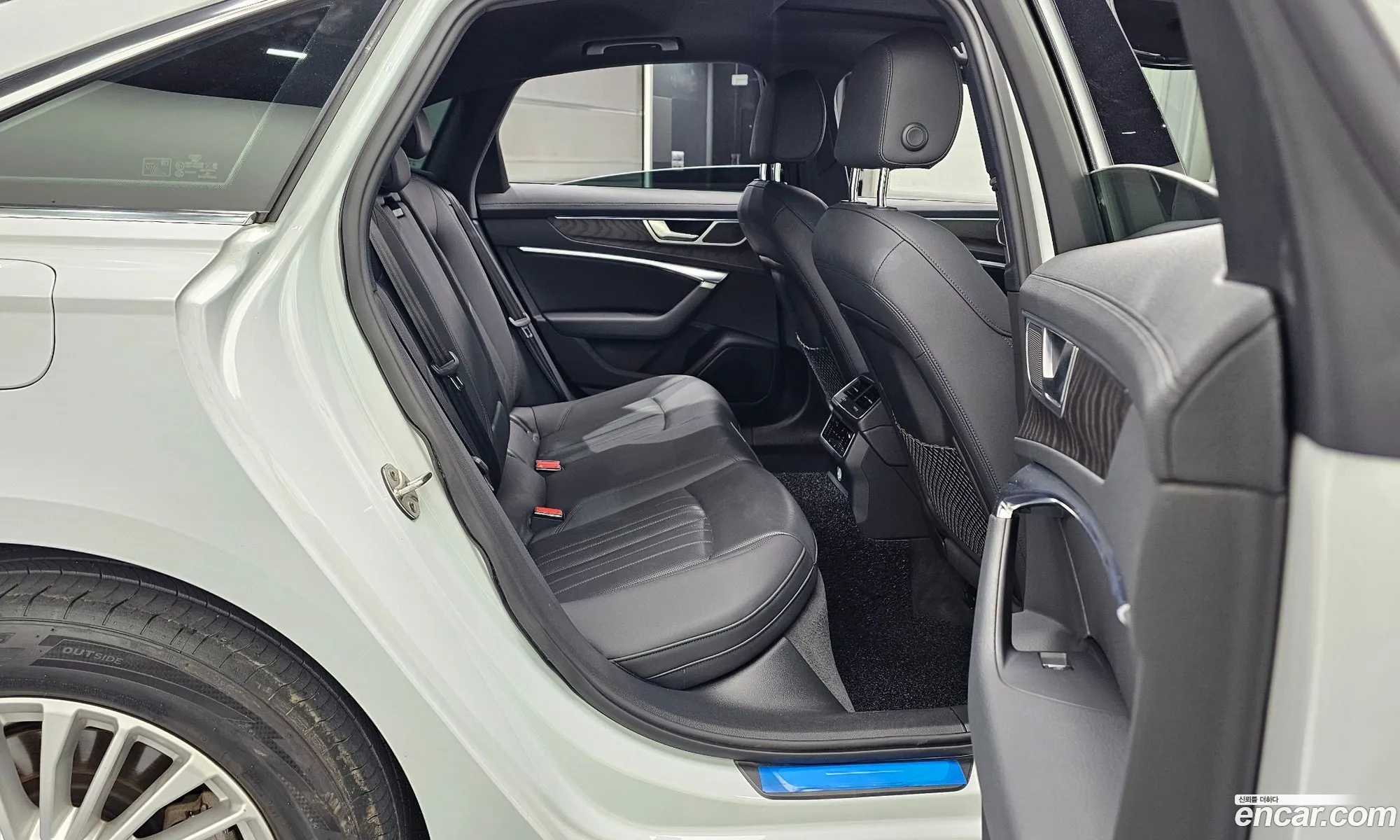 Audi A6 2020 WAUZZZF20LN078874 — 13