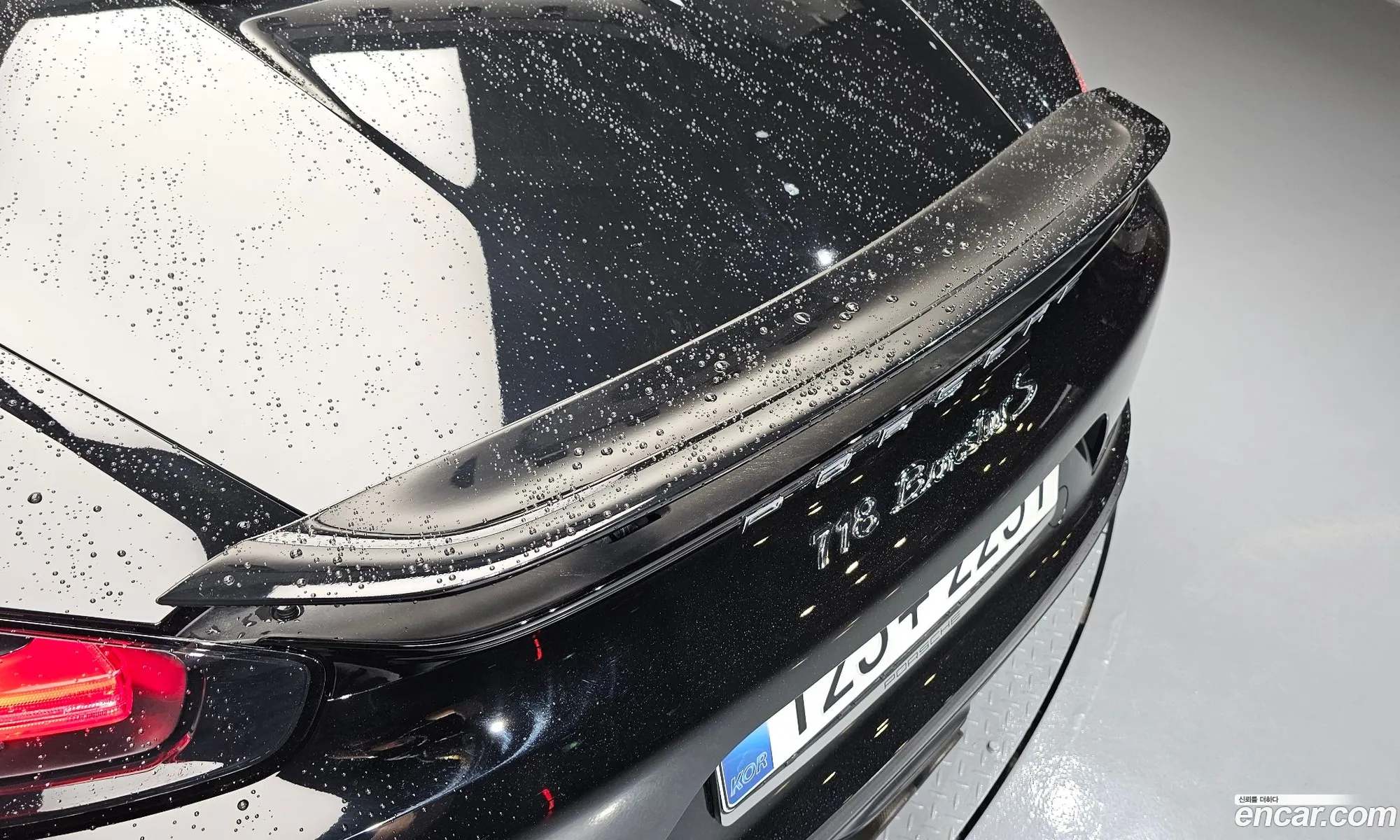 Porsche 718 Boxster 2016 WP0CB2984HS240227 — 3