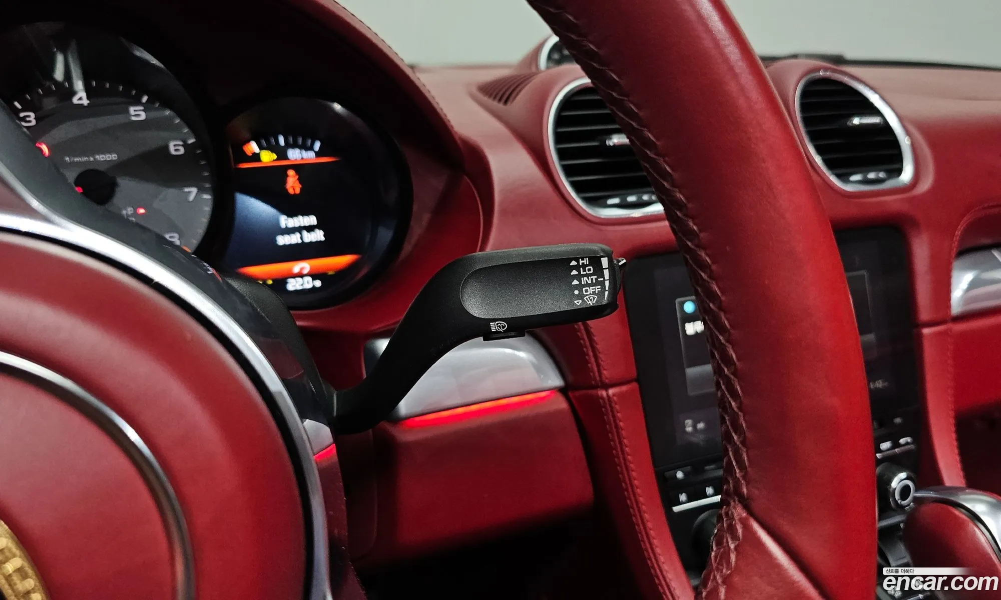 Porsche 718 Boxster 2016 WP0CB2984HS240227 — 17