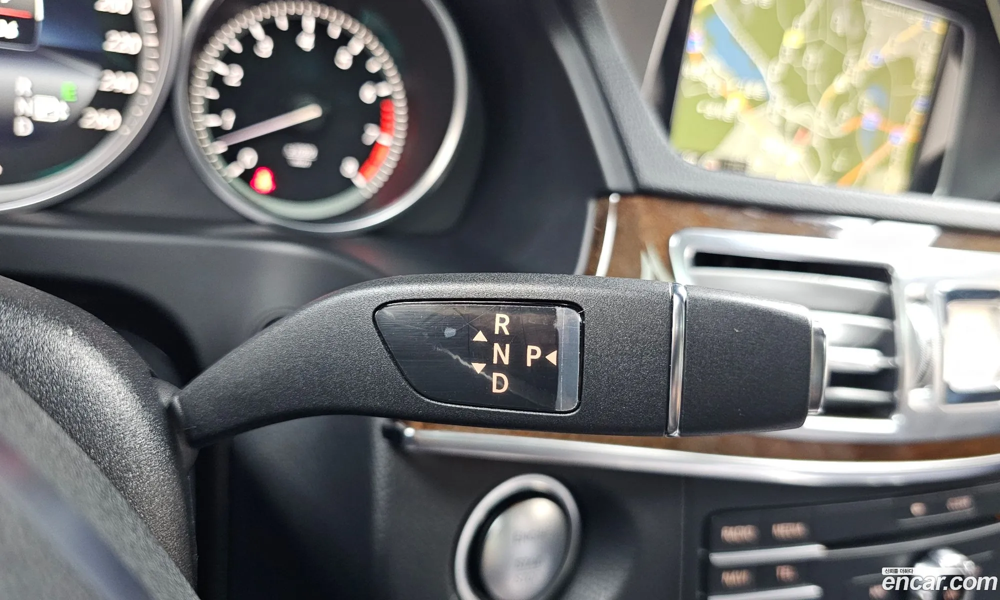 Mercedes-Benz E-Class W212 2016 — 12