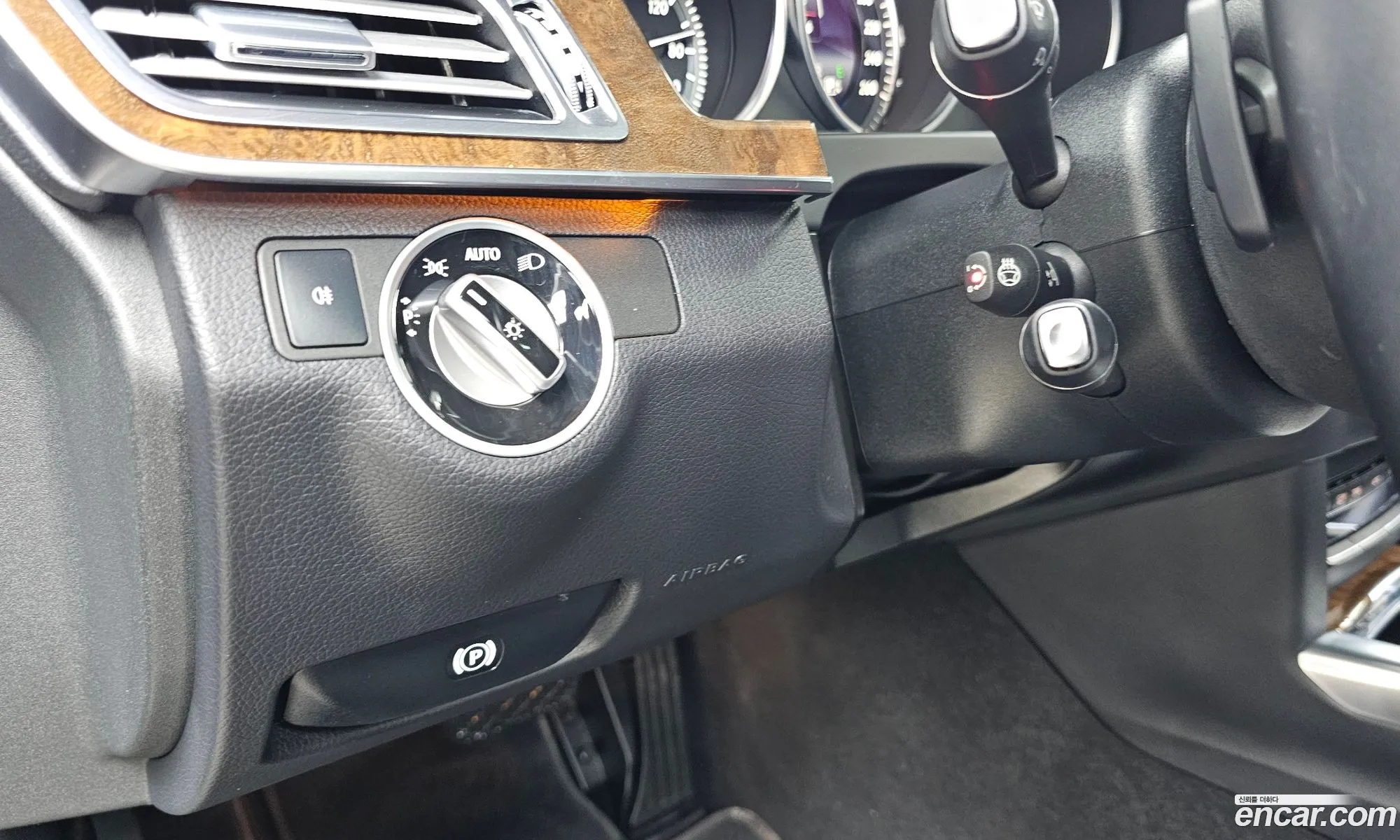 Mercedes-Benz E-Class W212 2016 — 19