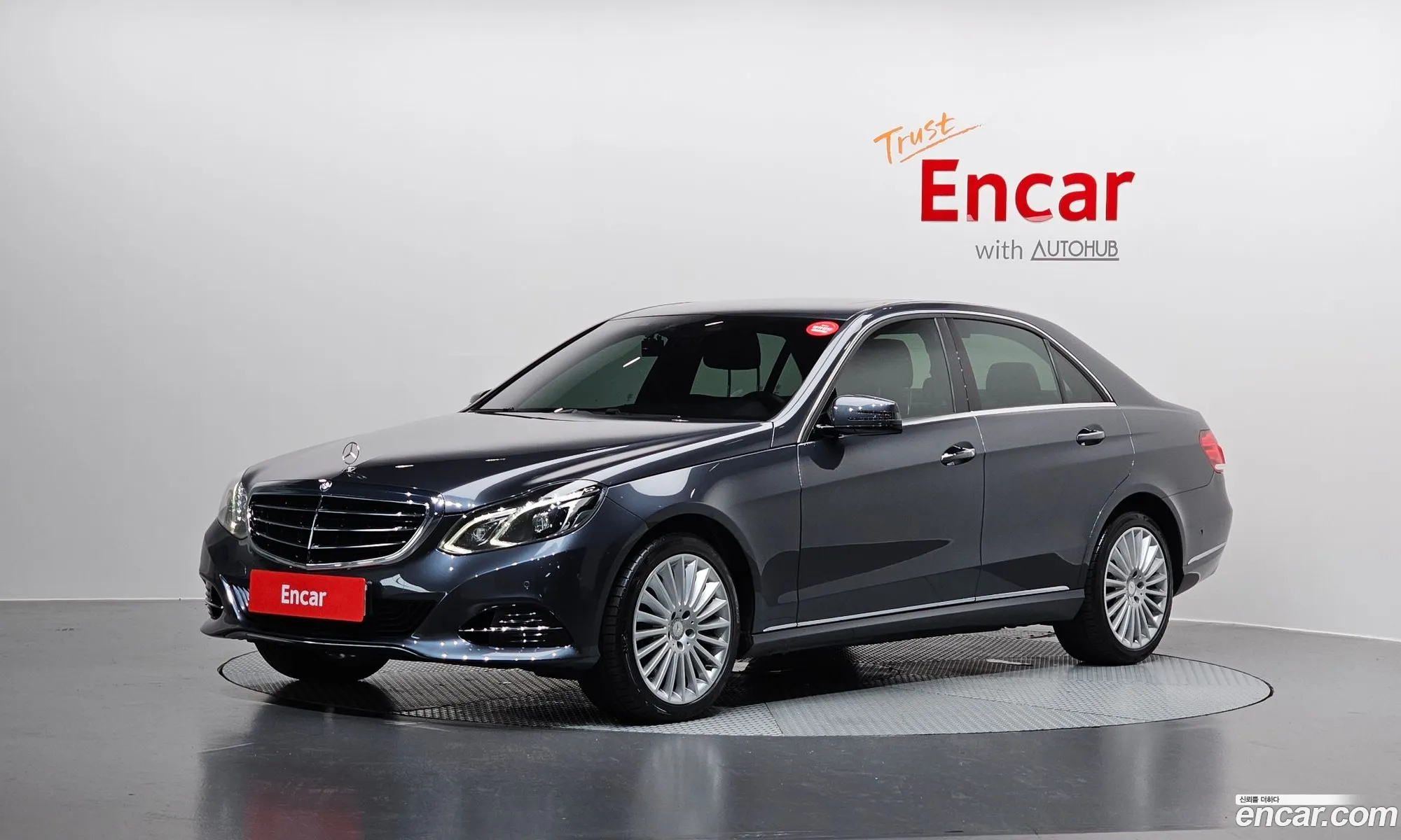 Mercedes-Benz E-Class W212 2016 — 11