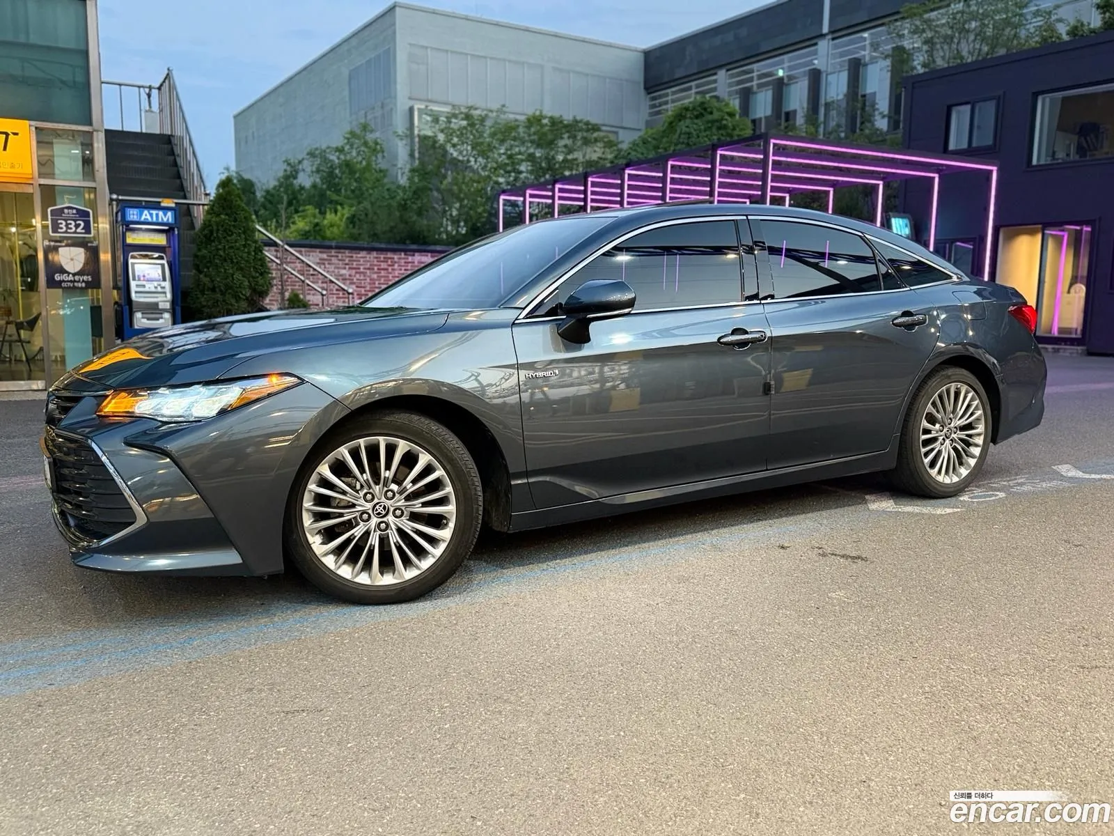 Toyota Avalon 2021 — 16