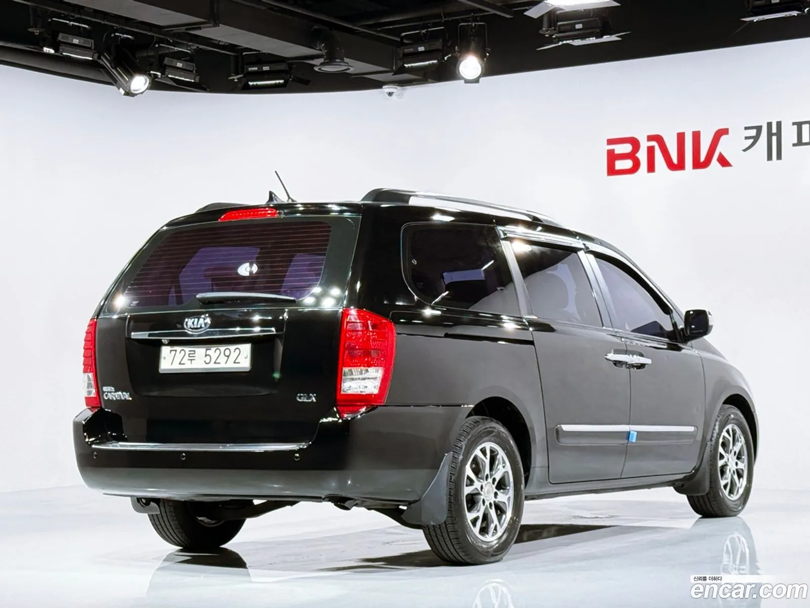 Kia Carnival R 2013 — 10