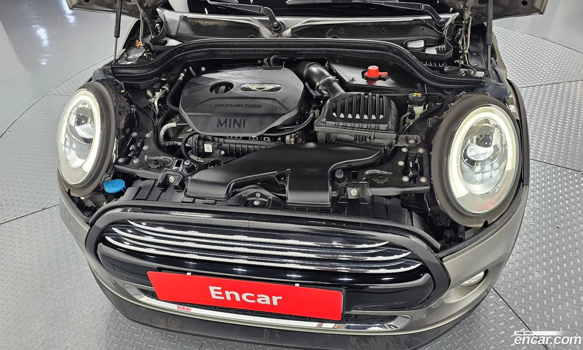 Mini Cooper Convertible 2017 WMWWG5107H3A80179 — 26
