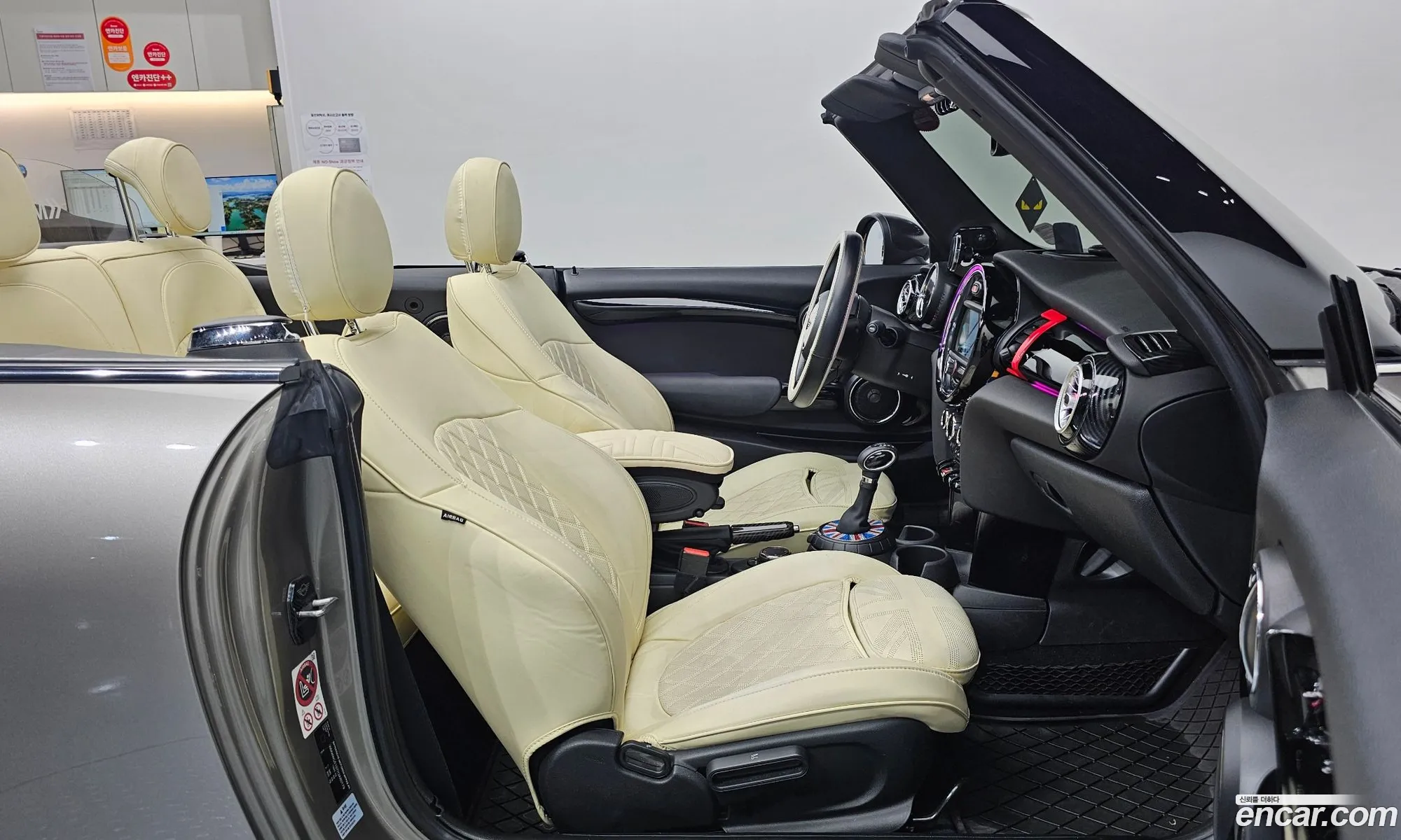 Mini Cooper Convertible 2017 WMWWG5107H3A80179 — 13