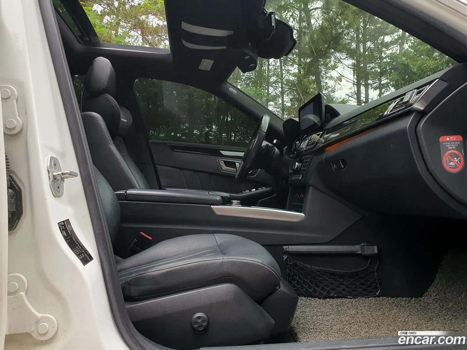 Mercedes-Benz E-Class W212 2015 — 10