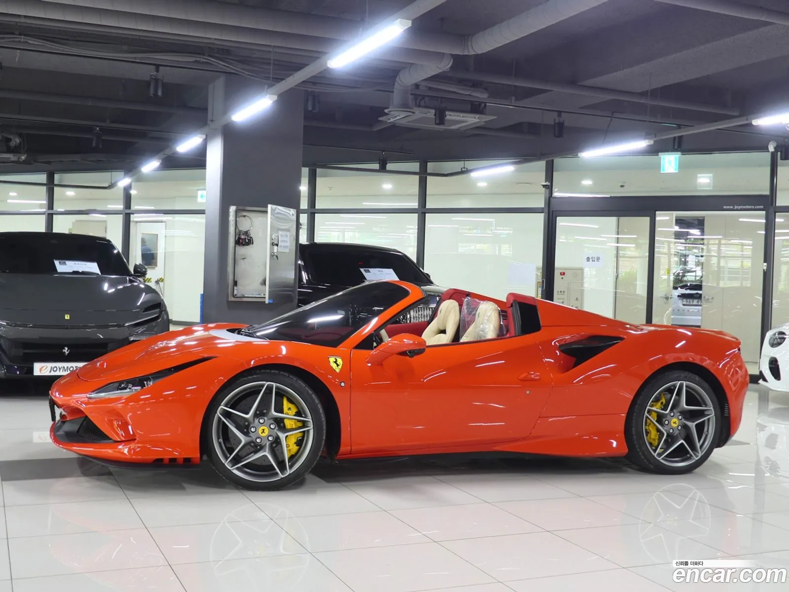 Ferrari F8 Spider 2021 — 13