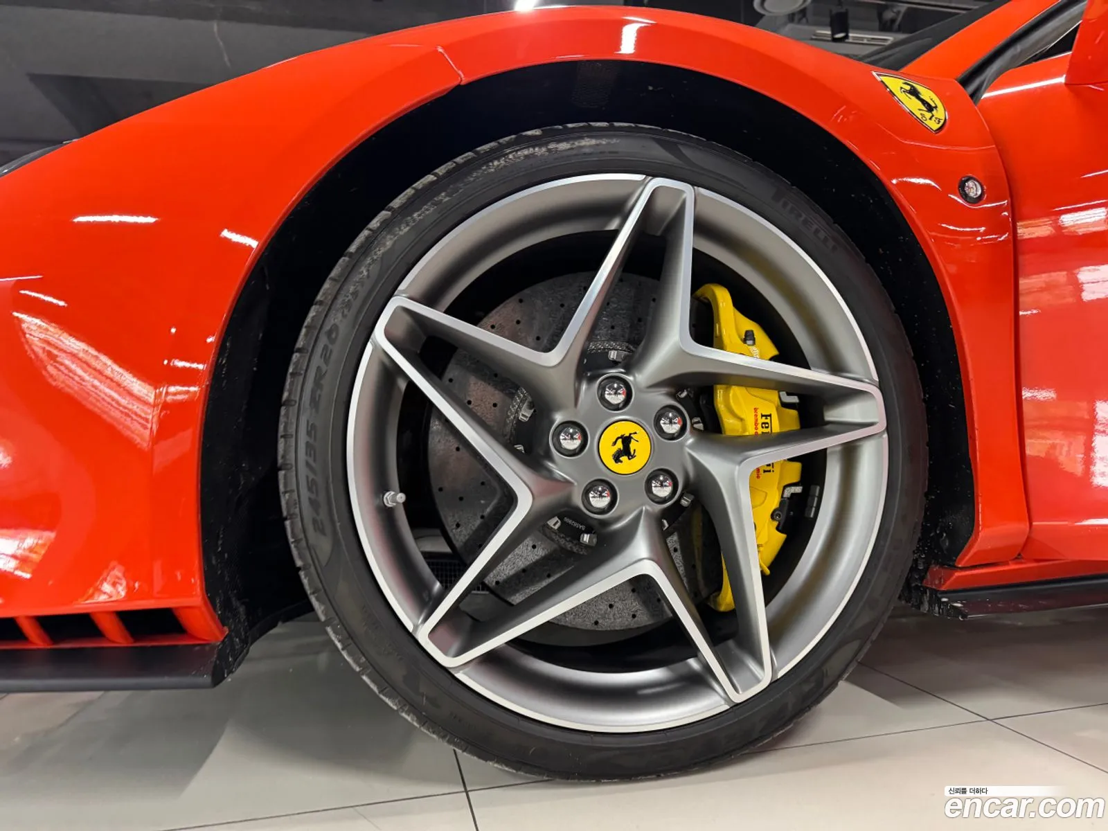 Ferrari F8 Spider 2021 — 4