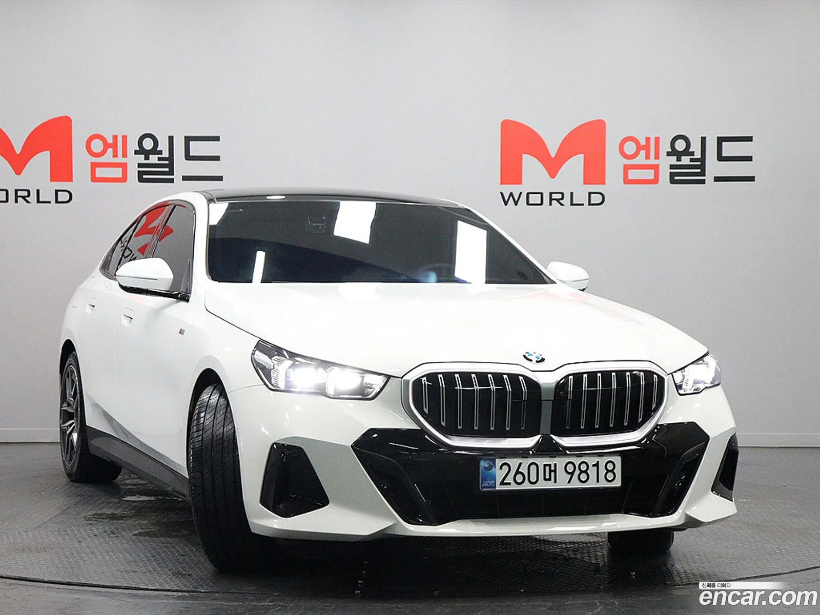 BMW 5 Series 2024 — 18
