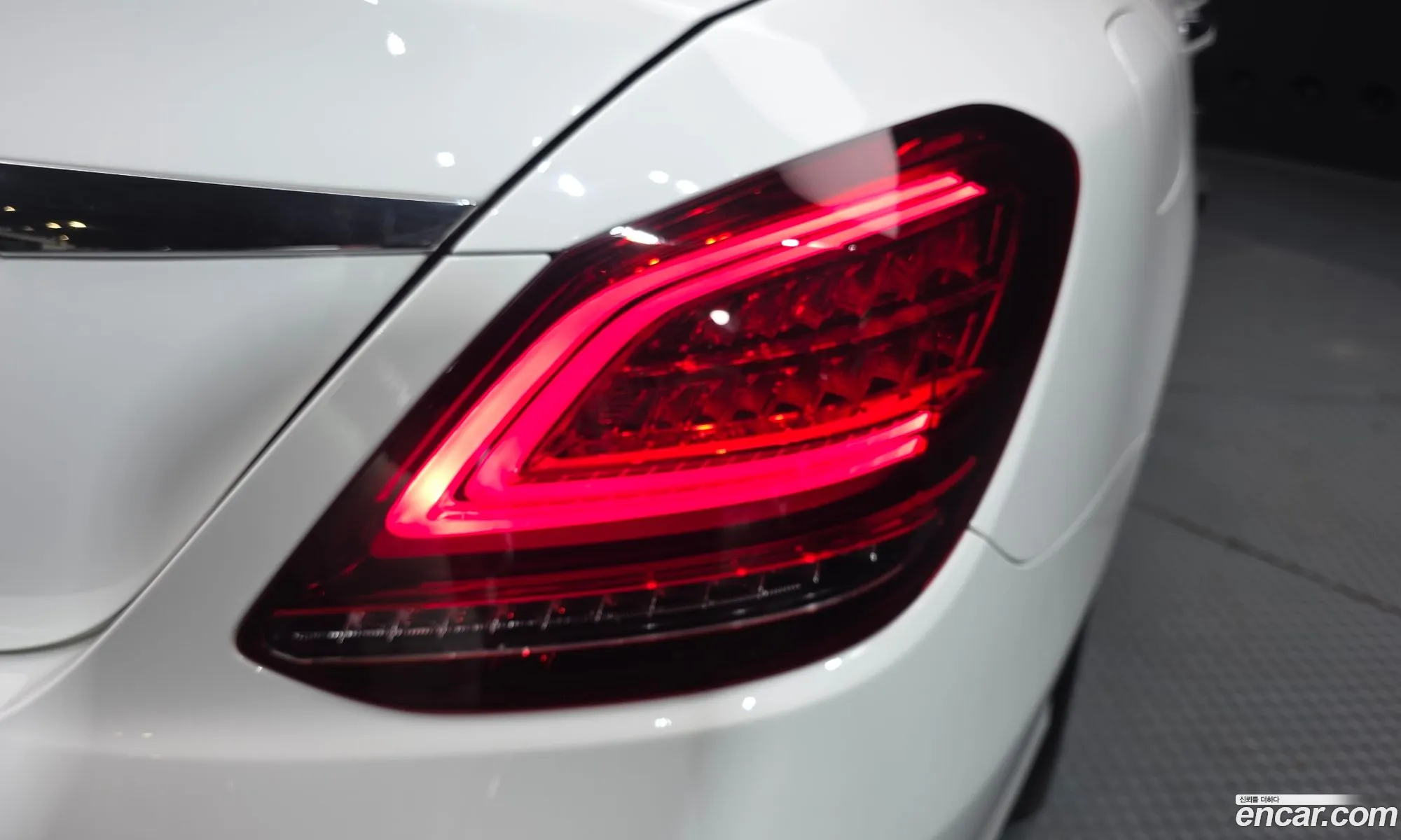 Mercedes-Benz C-Class W205 2019 — 14