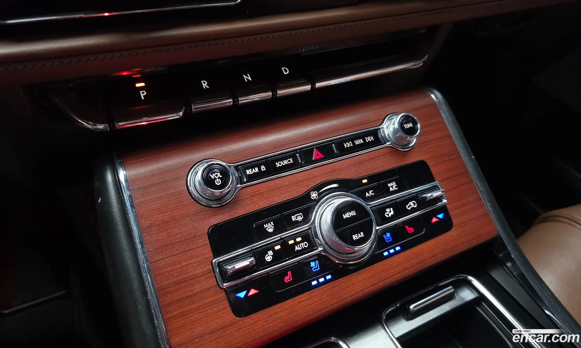 Lincoln Aviator 2021 — 10