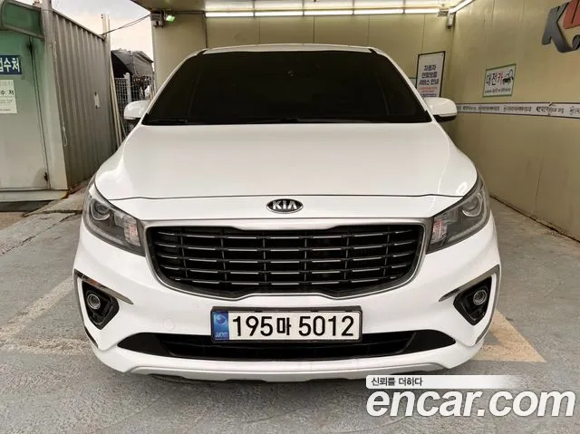 Kia Carnival 2018 — 2