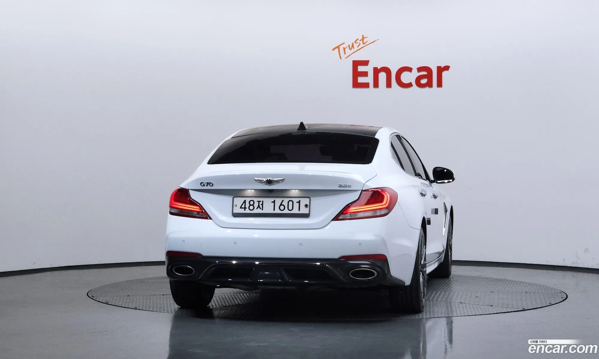 Genesis G70 2018 — 2