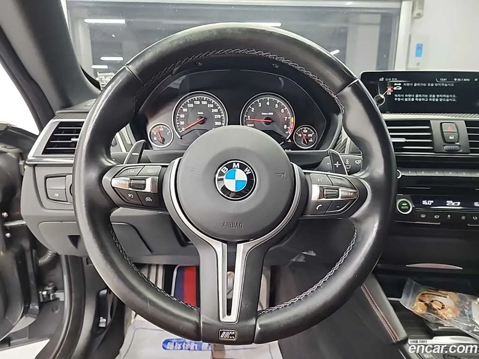 BMW M4 2016 — 2