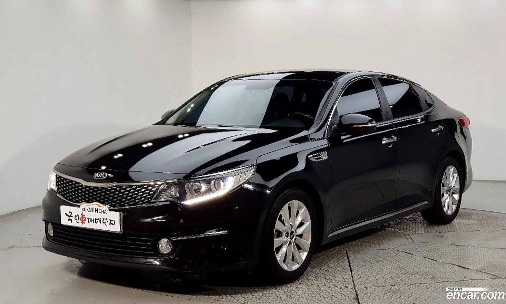 Kia K5 2017 — 3
