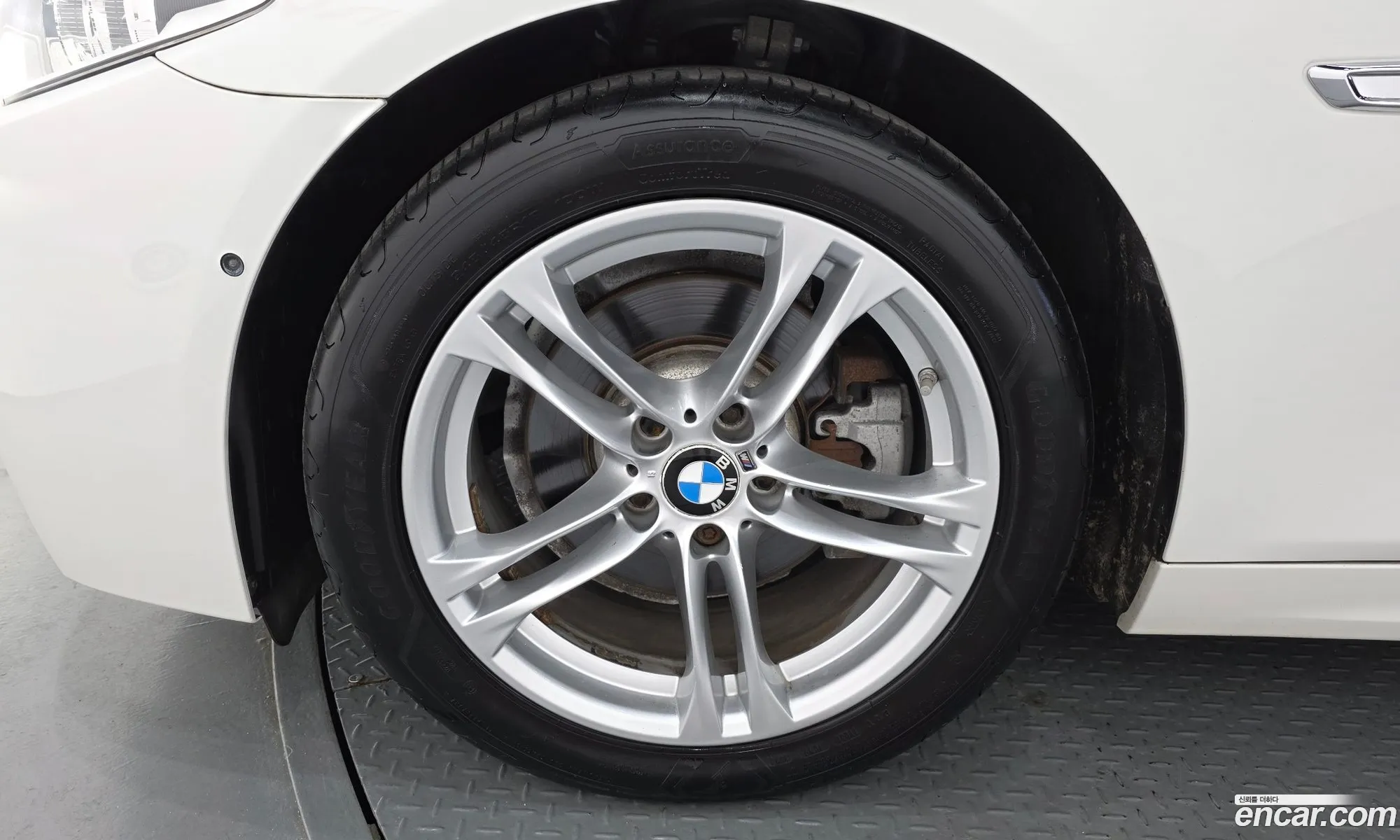 BMW 5 Series 2016 WBA5E510XGG204712 — 19