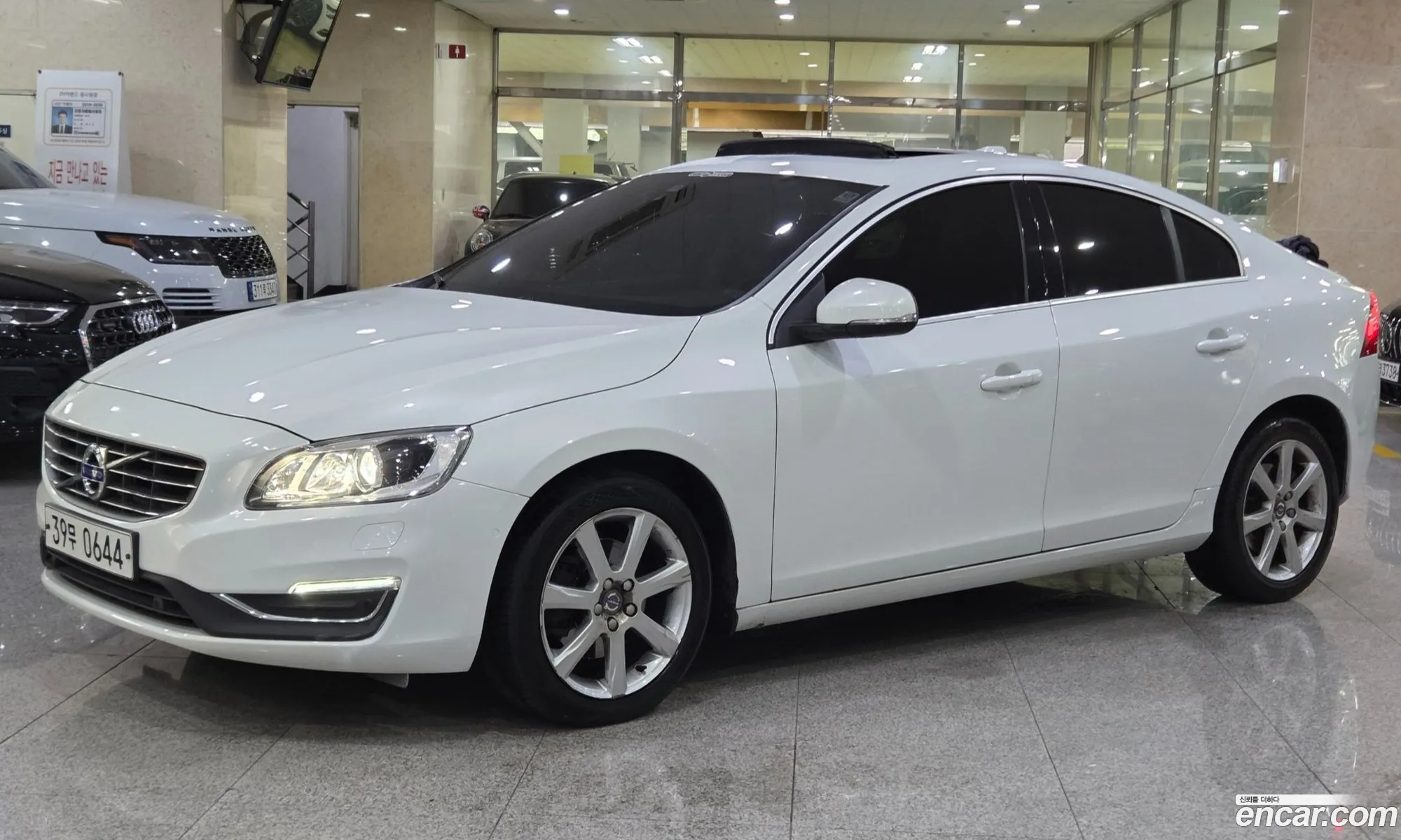 Volvo S60 2015 — 20