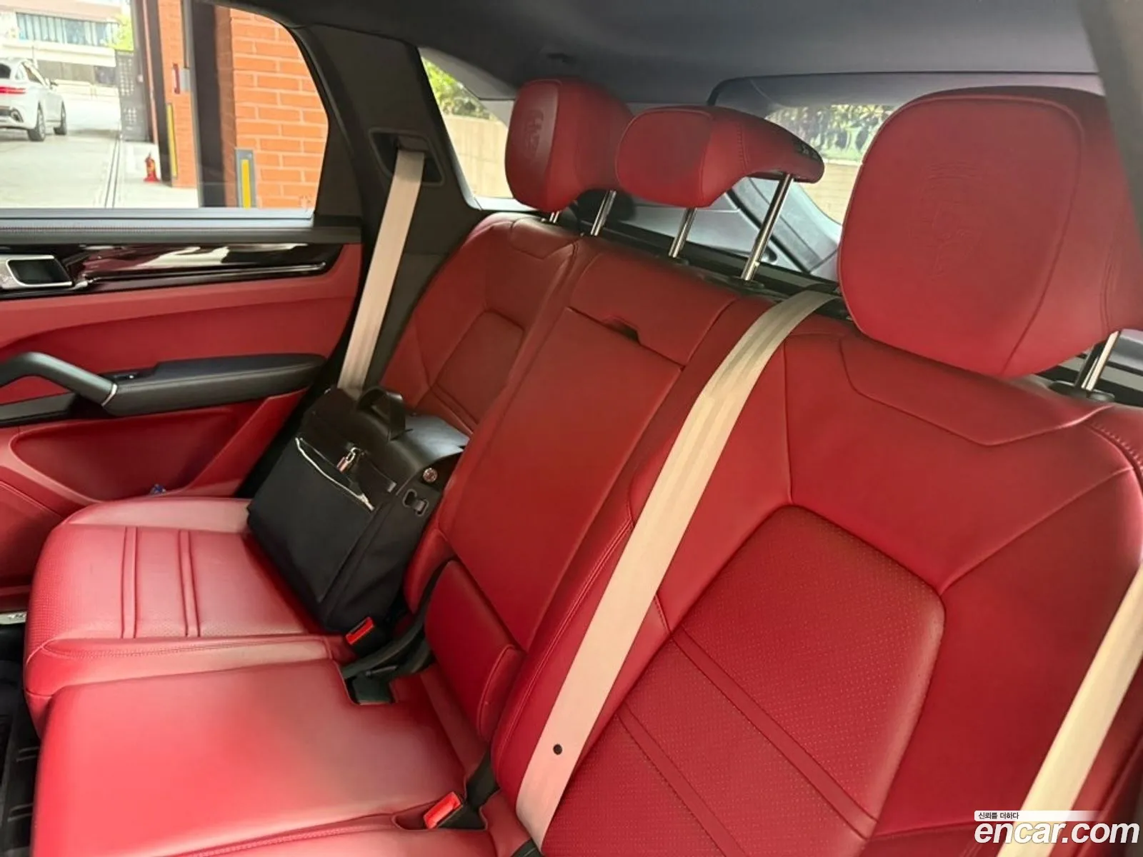 Porsche Cayenne 2023 — 17
