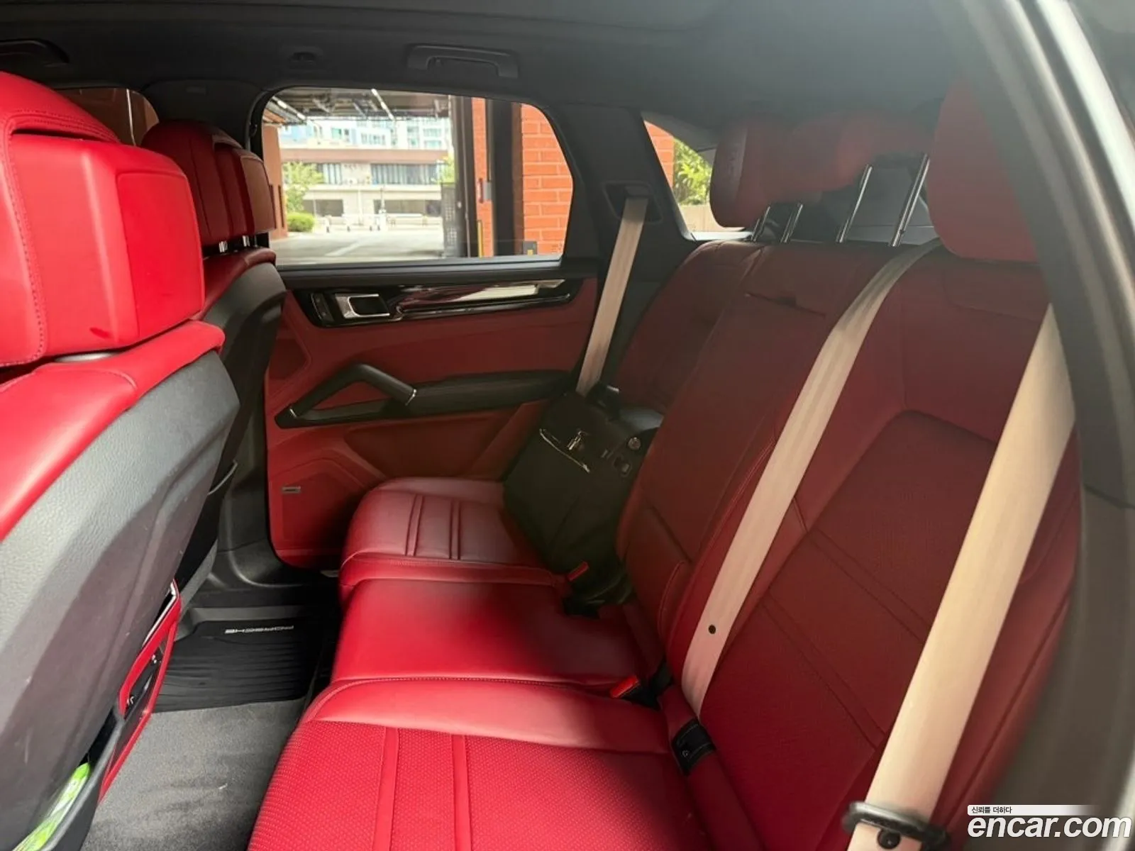 Porsche Cayenne 2023 — 4