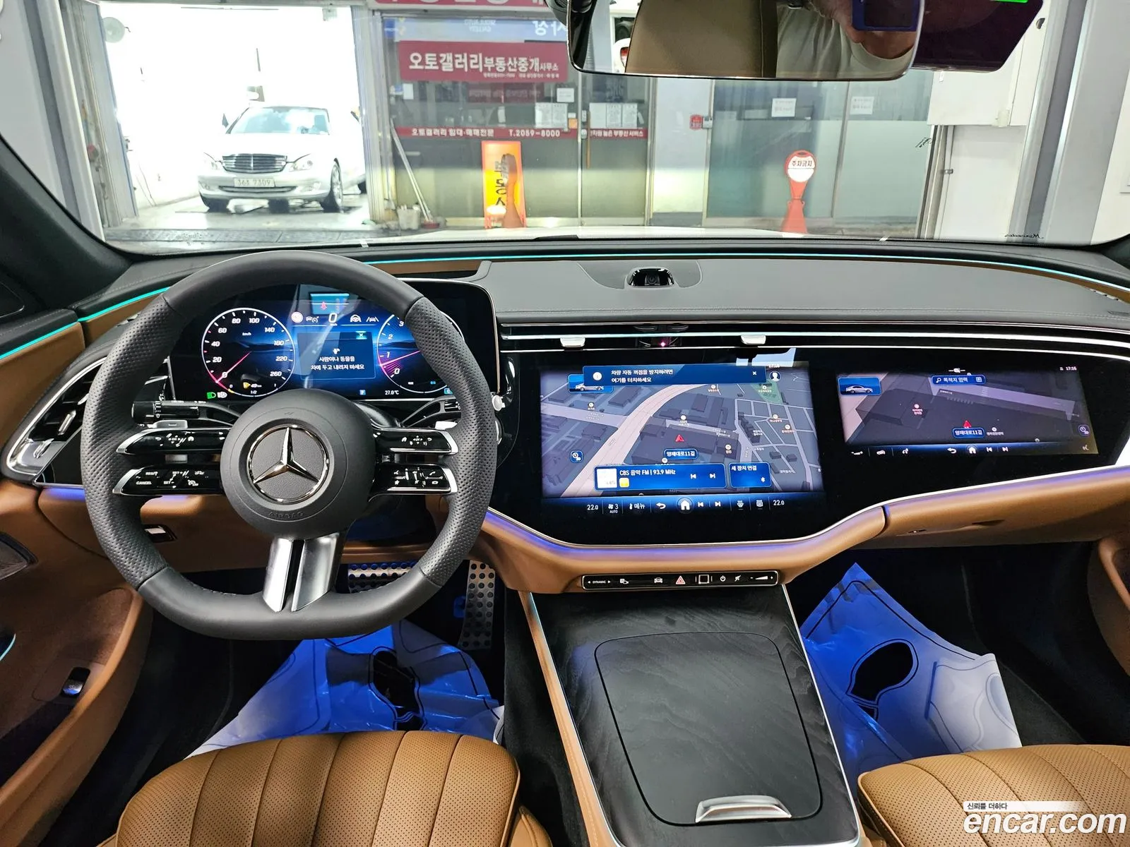 Mercedes-Benz E-Class W214 2025 — 20