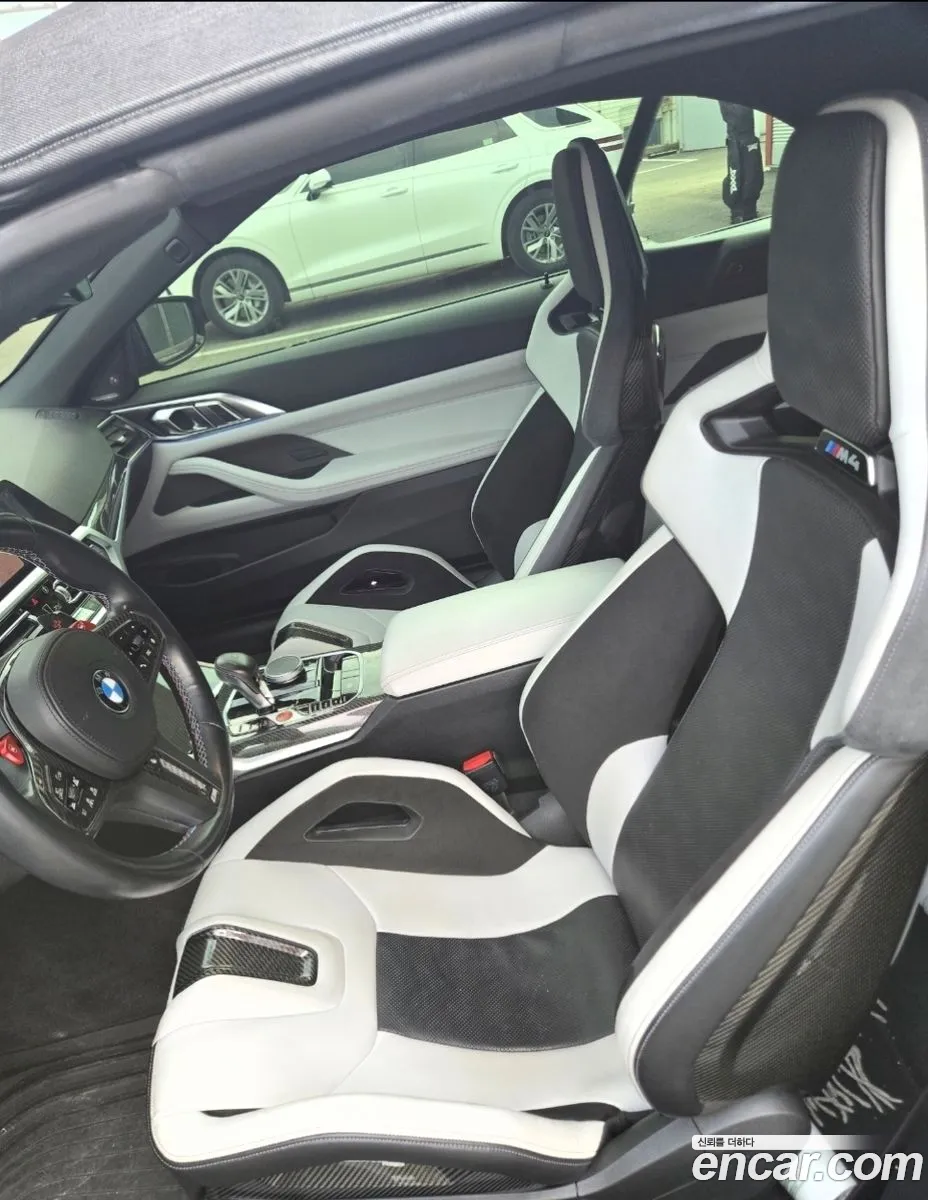 BMW M4 2021 — 2
