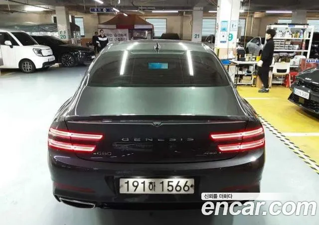Genesis G80 2021 — 2