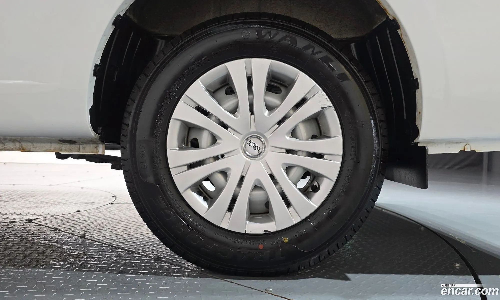 Geely SE-A2 Van 2023 LMPA1KMB9PA220373 — 8
