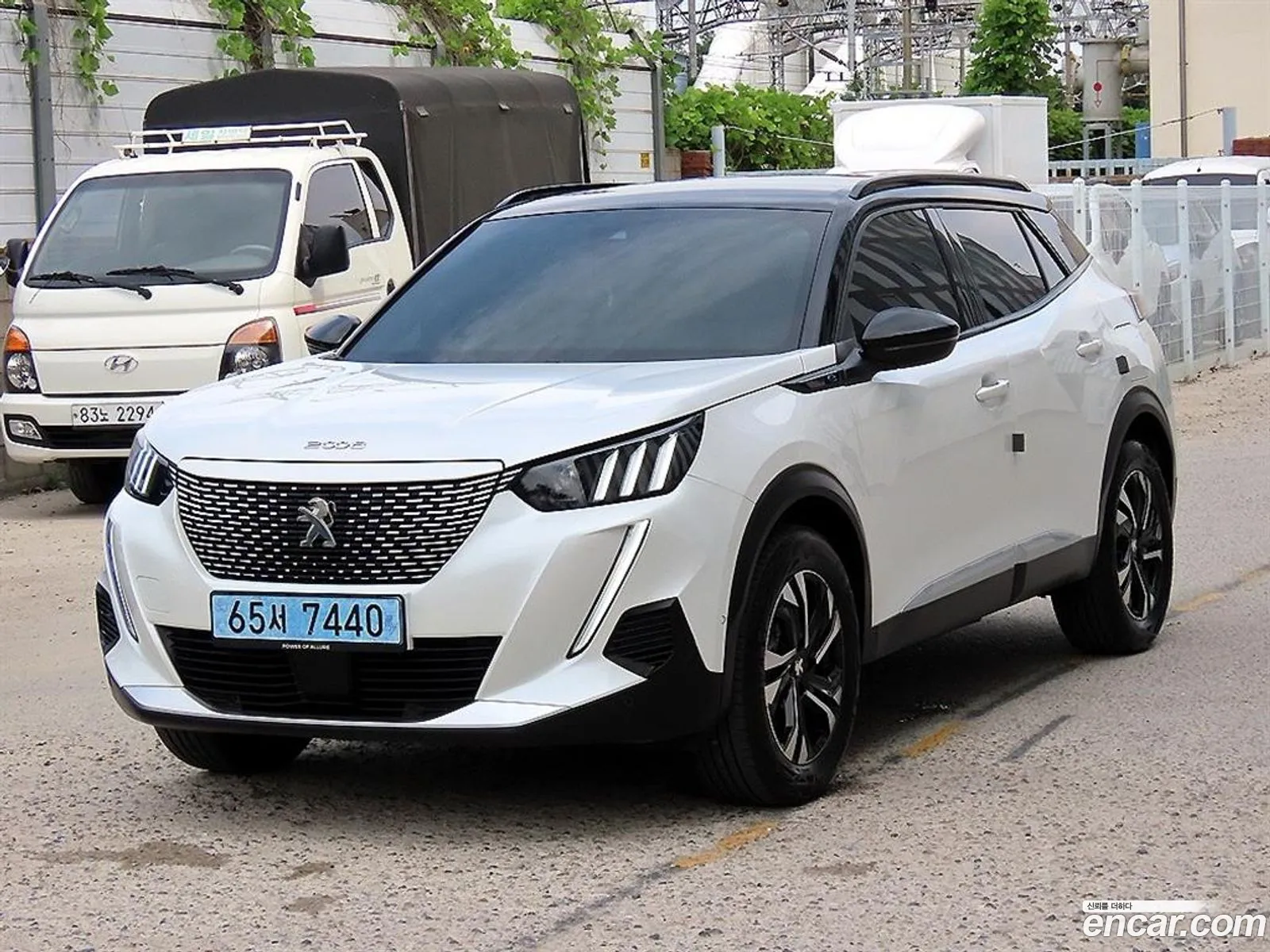 Peugeot e-2008 2023 — 14