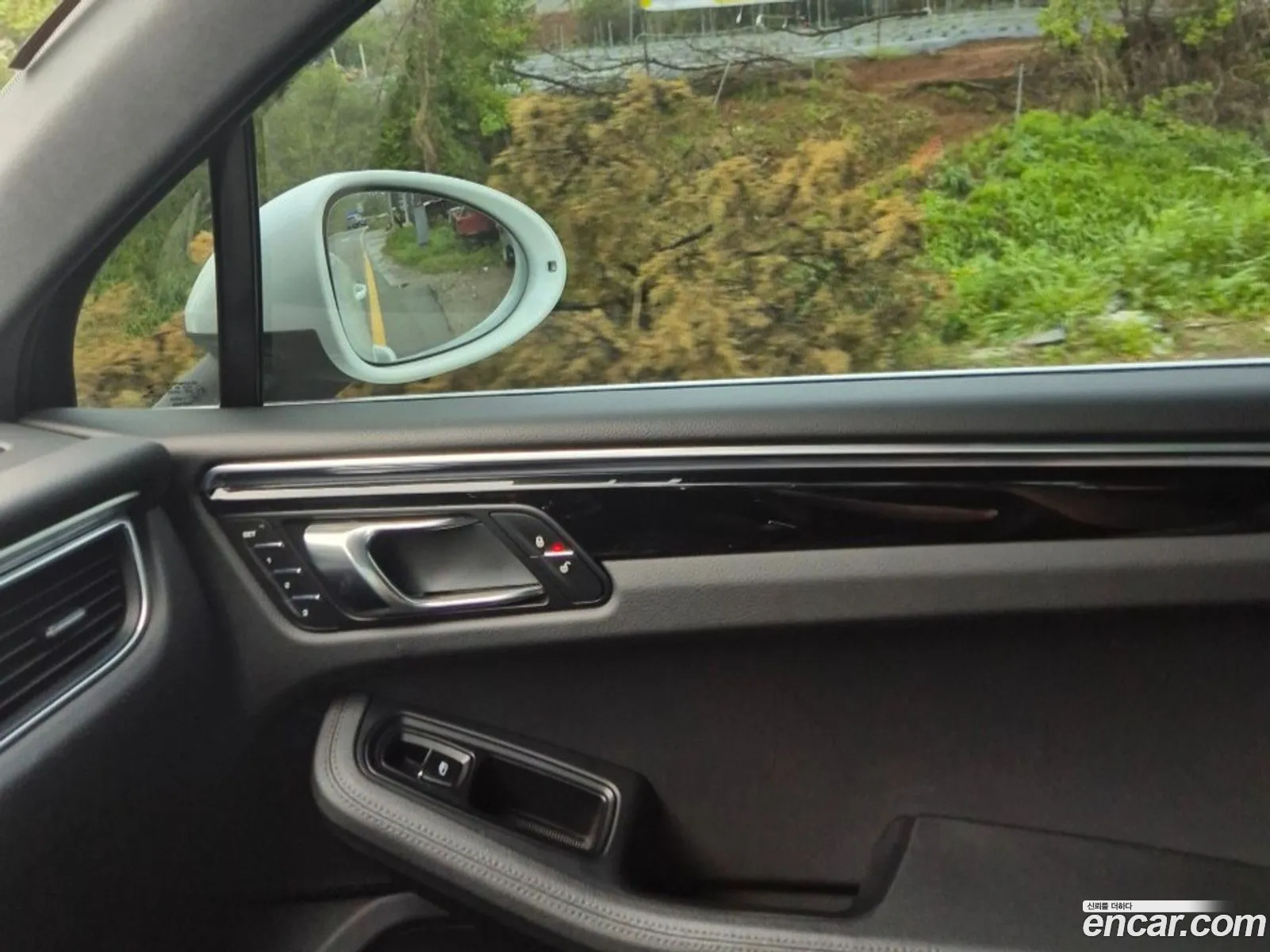 Porsche Macan 2015 — 18