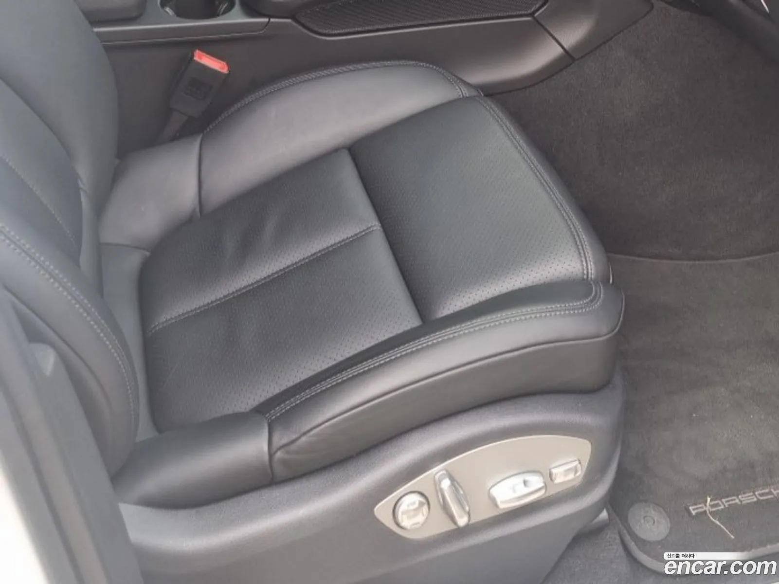 Porsche Macan 2015 — 19