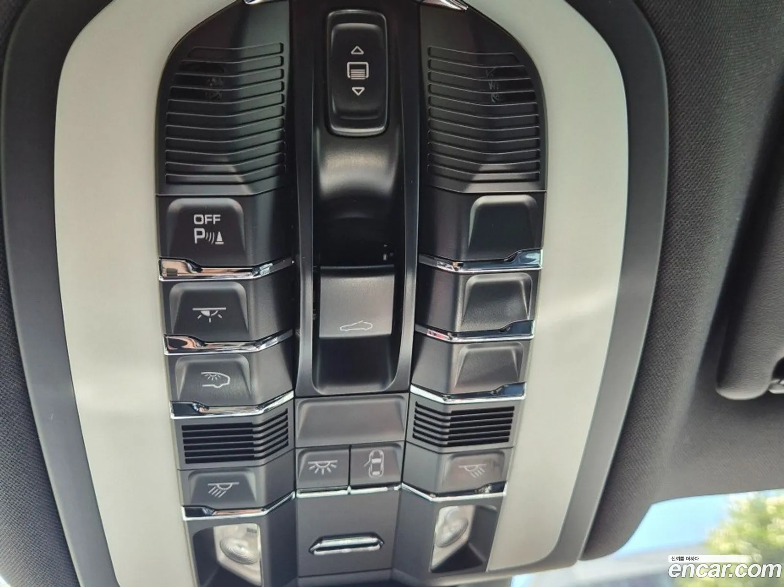Porsche Macan 2015 — 10