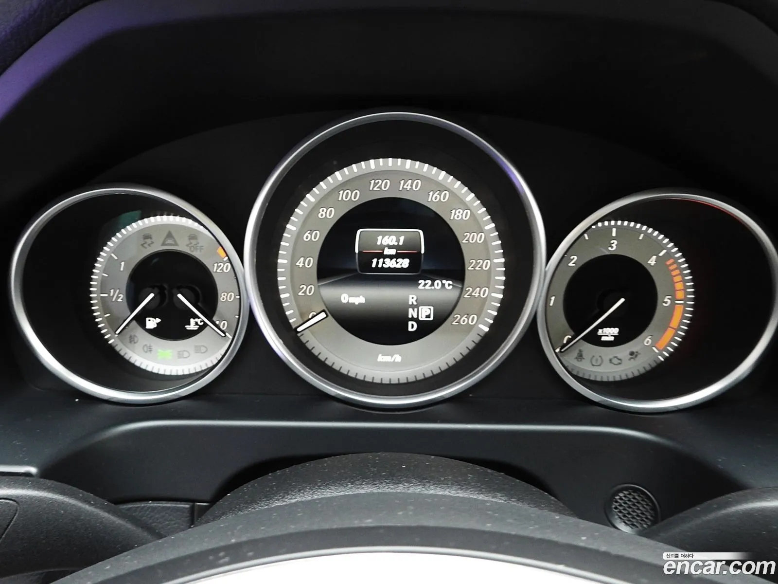 Mercedes-Benz E-Class W212 2015 — 14