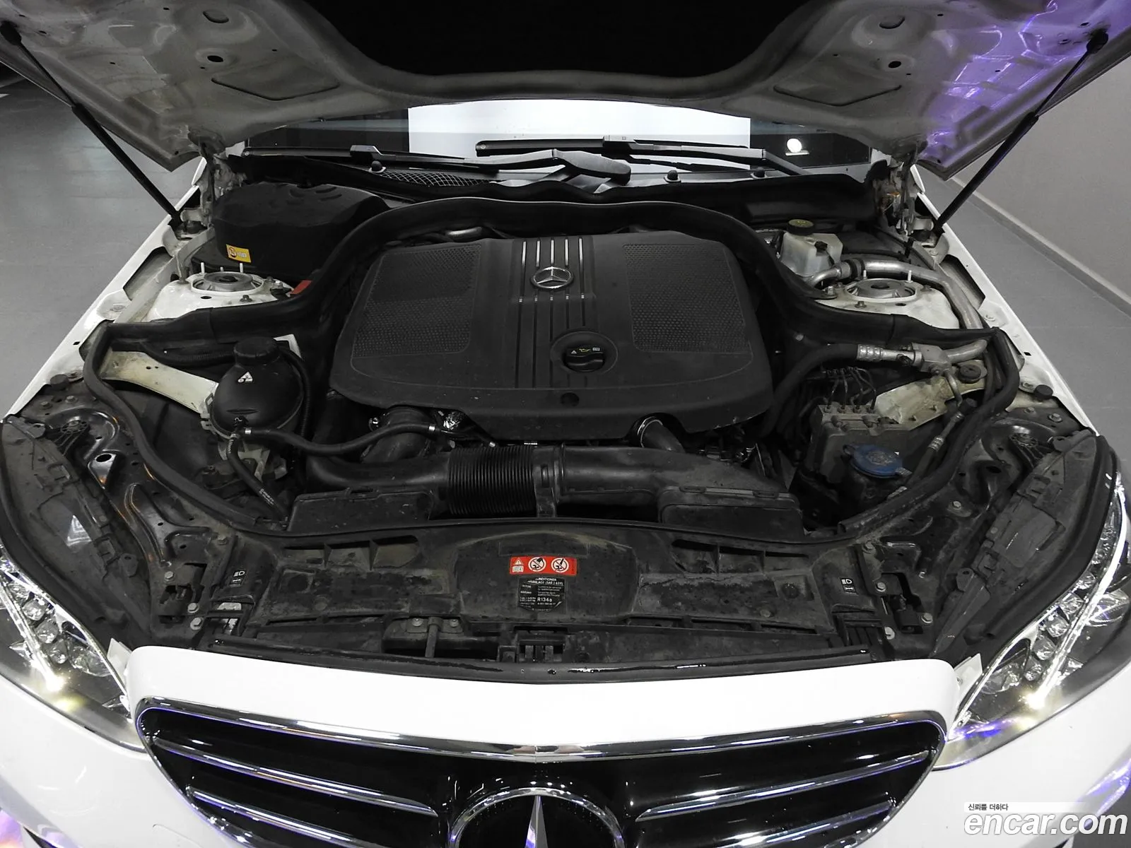 Mercedes-Benz E-Class W212 2015 — 8
