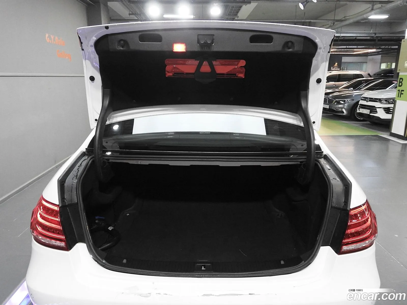 Mercedes-Benz E-Class W212 2015 — 10