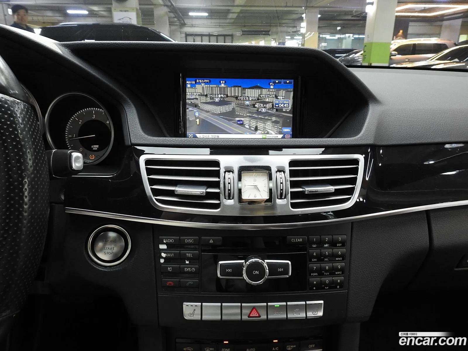 Mercedes-Benz E-Class W212 2015 — 20