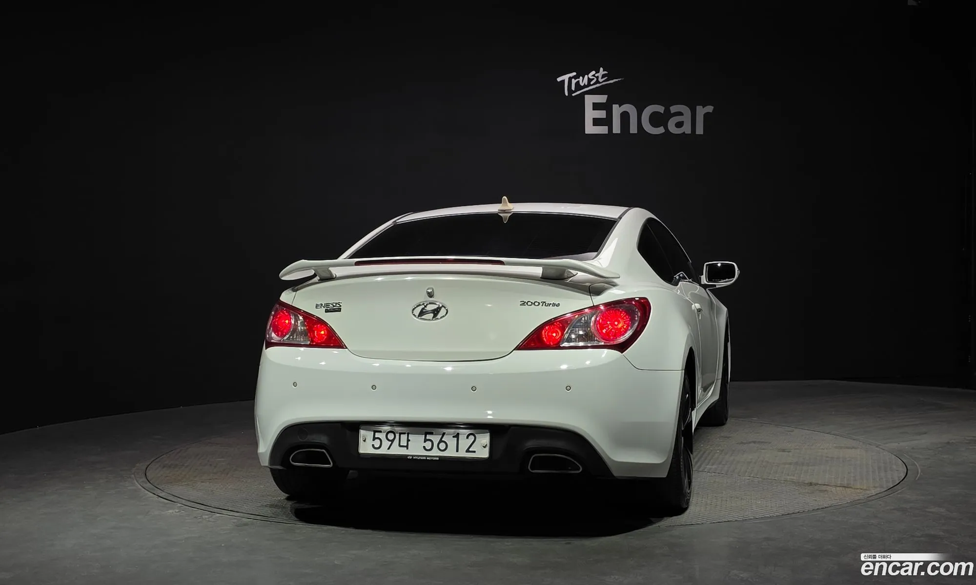 Hyundai Genesis Coupe 2011 — 4