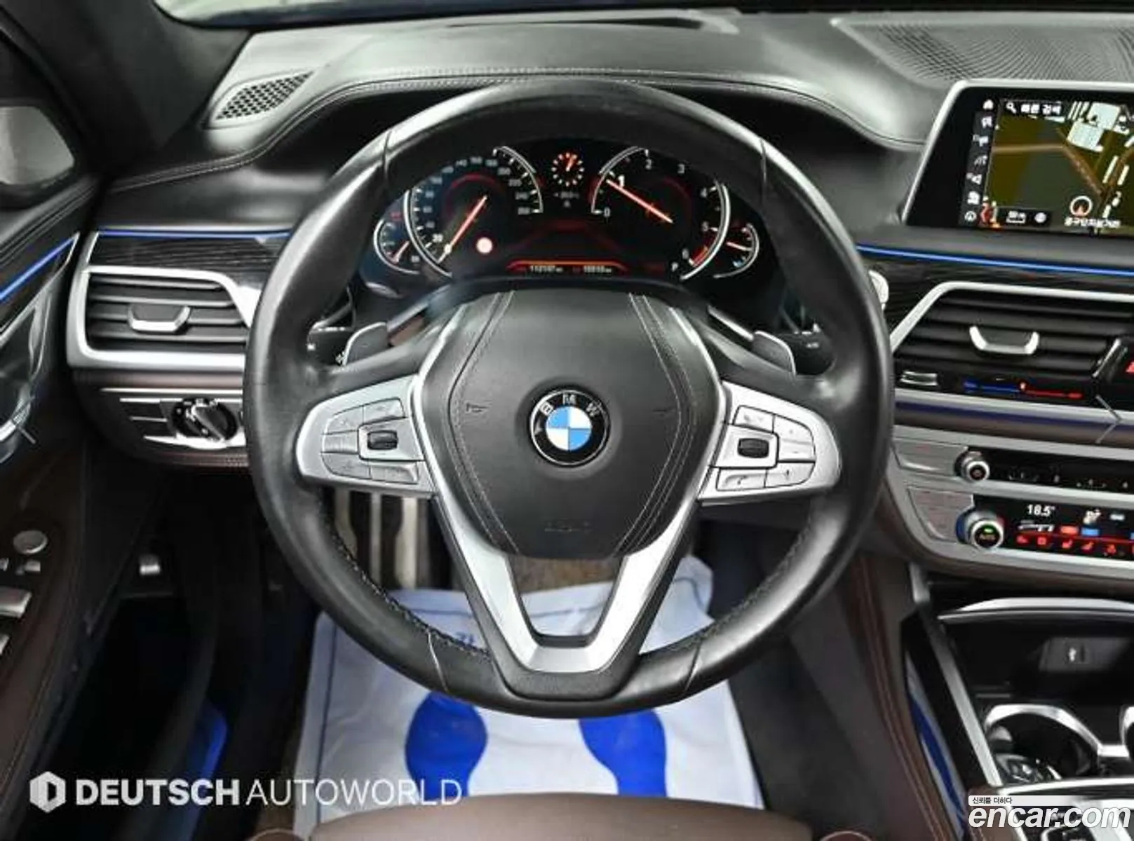 BMW 7 Series 2018 — 17