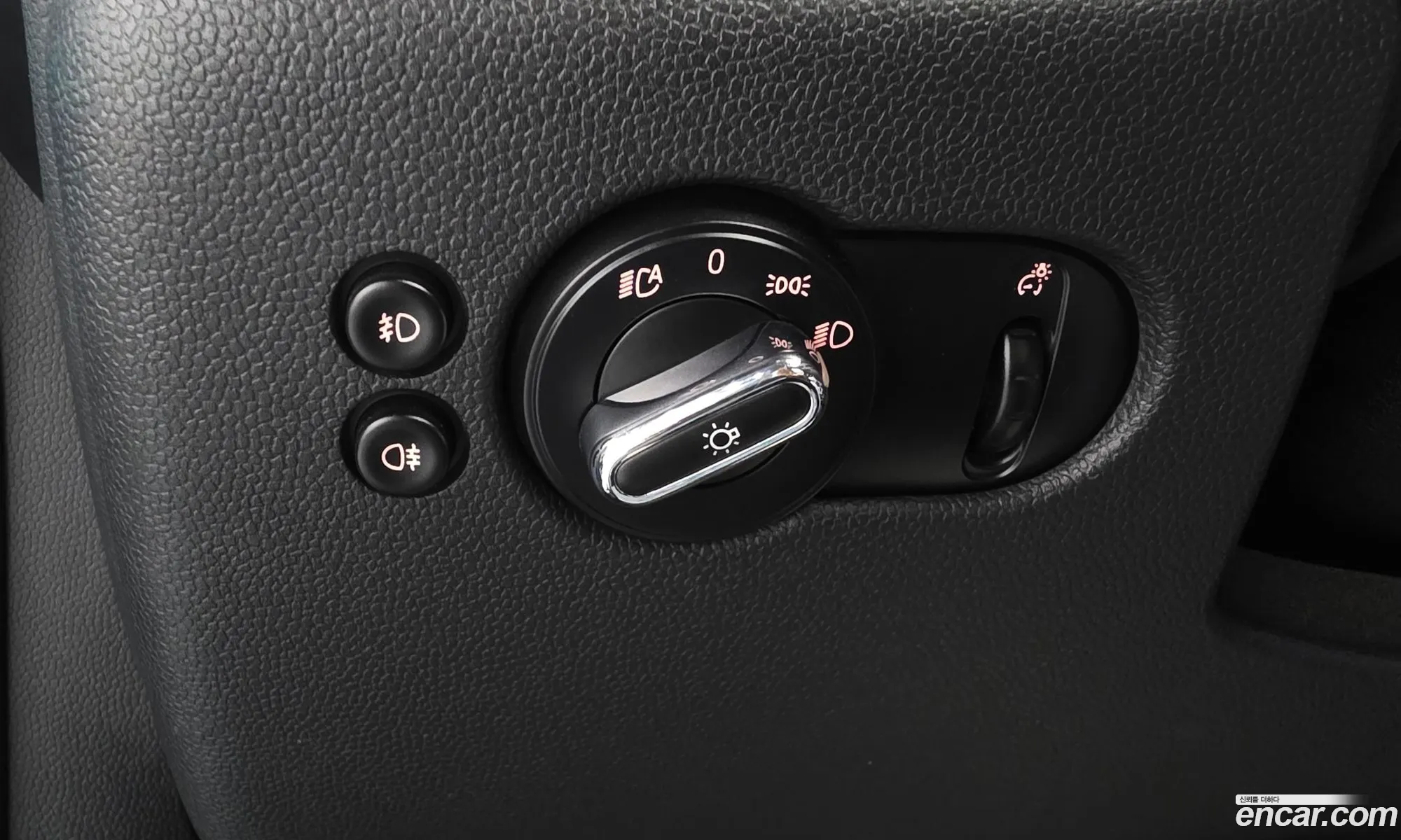 Mini Cooper Convertible 2019 WMWWG5108K3K11298 — 9