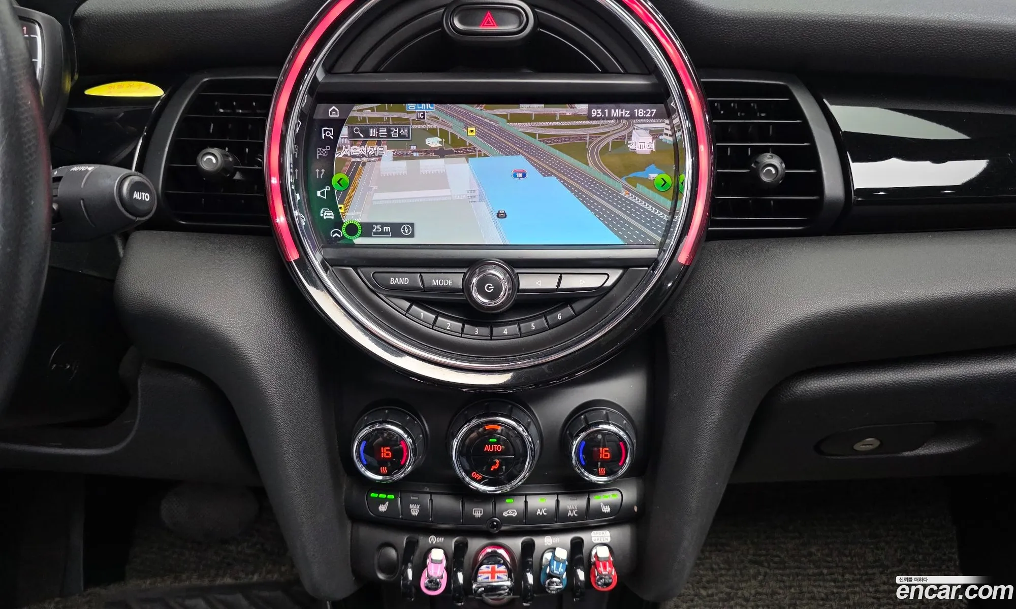Mini Cooper Convertible 2019 WMWWG5108K3K11298 — 14