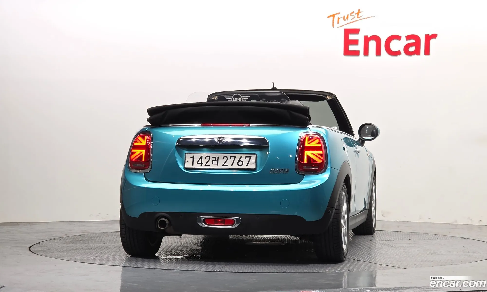 Mini Cooper Convertible 2019 WMWWG5108K3K11298 — 19