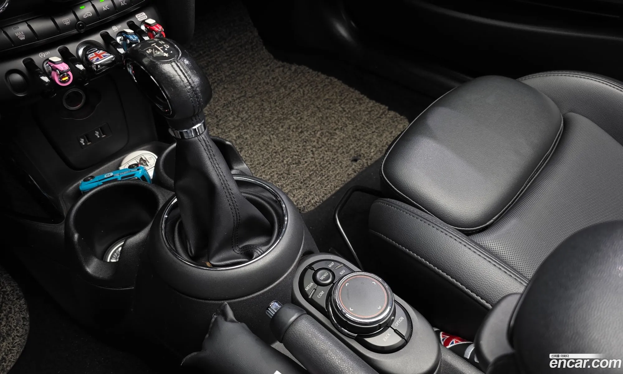 Mini Cooper Convertible 2019 WMWWG5108K3K11298 — 13