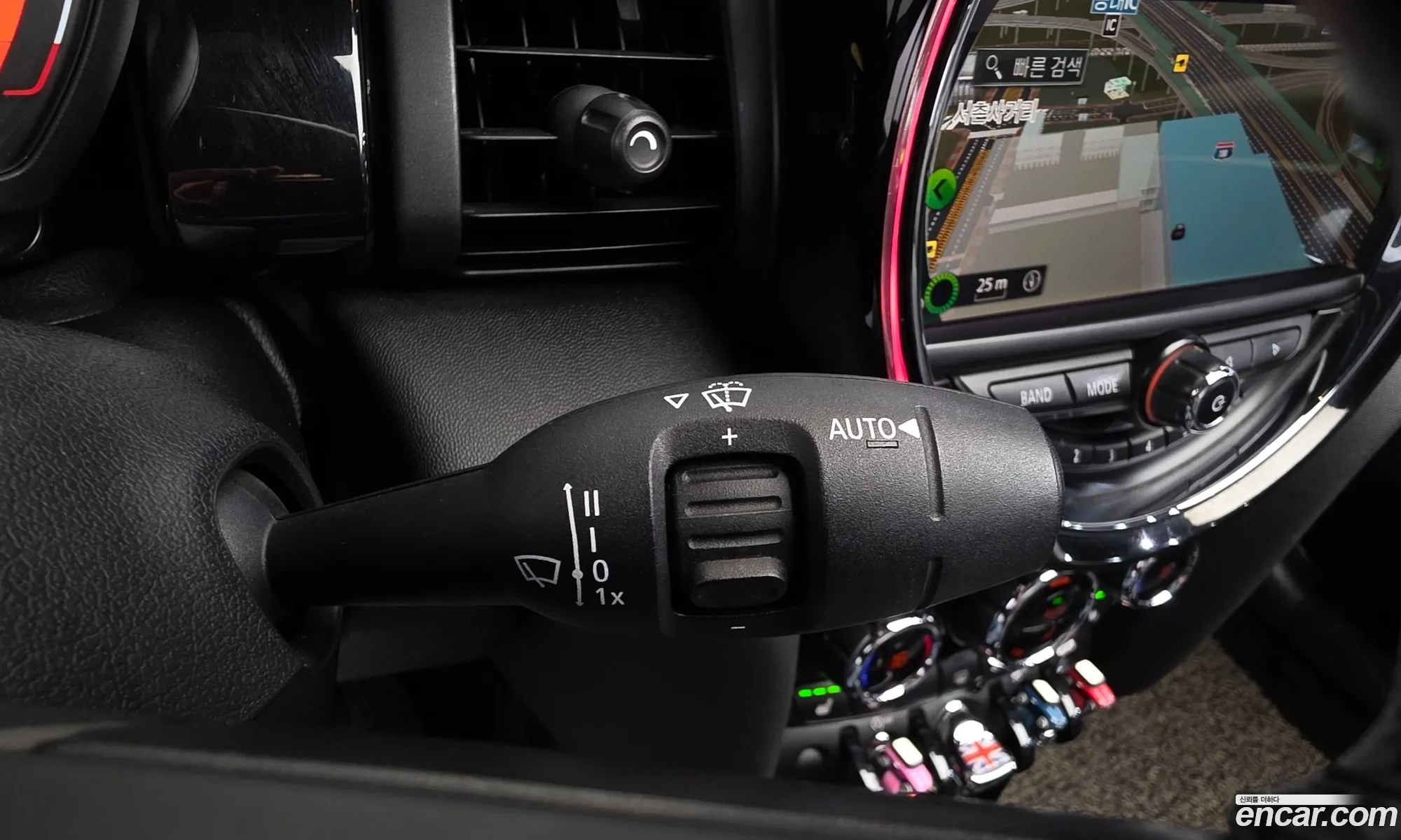Mini Cooper Convertible 2019 WMWWG5108K3K11298 — 11
