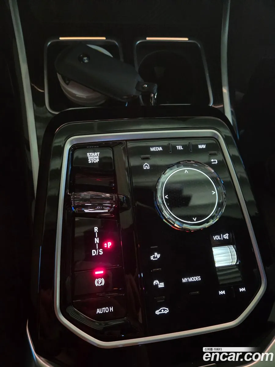BMW 7 Series 2025 — 10