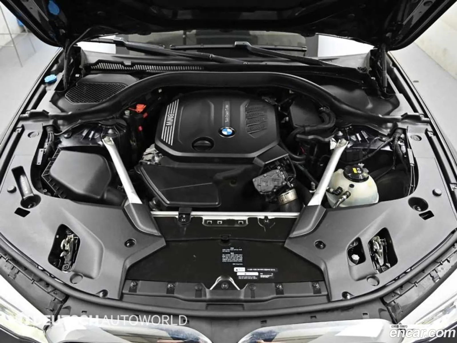 BMW 5 Series 2020 — 11