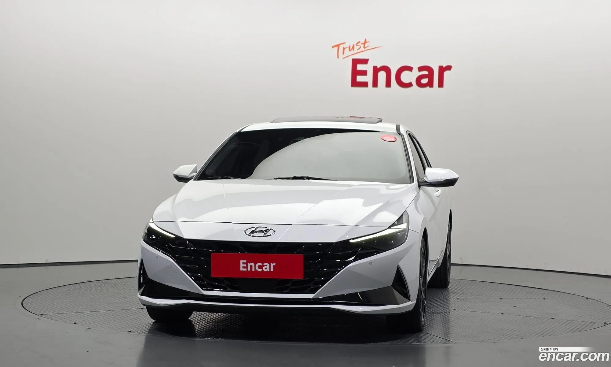 Hyundai Elantra 2021 — 3