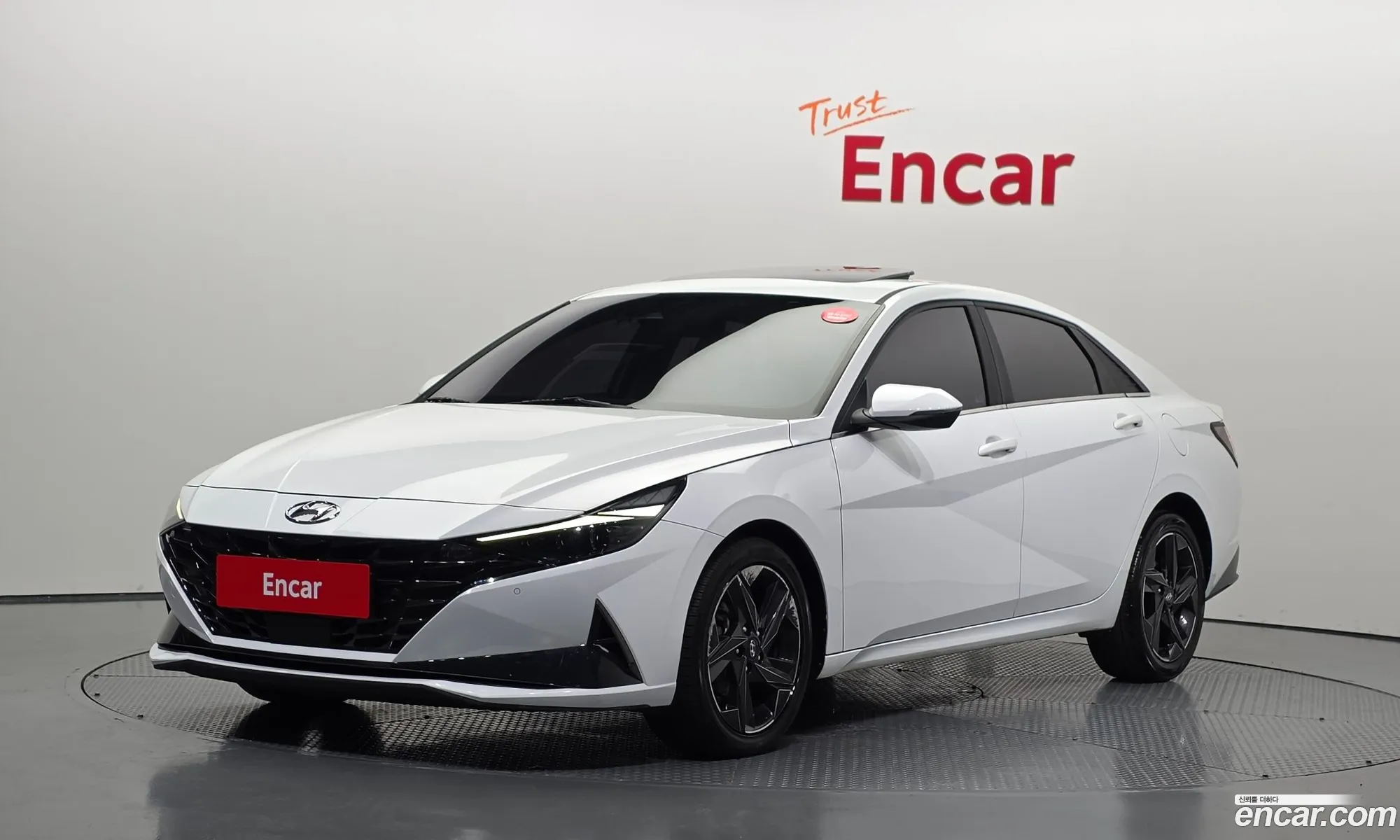 Hyundai Elantra 2021 — 2